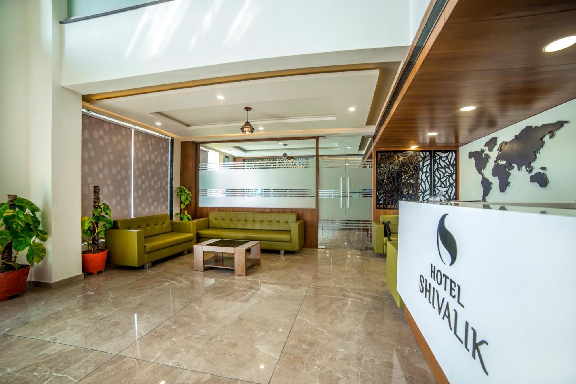 Hotel Shivalik - Mehsana Mahesana Kültér fotó