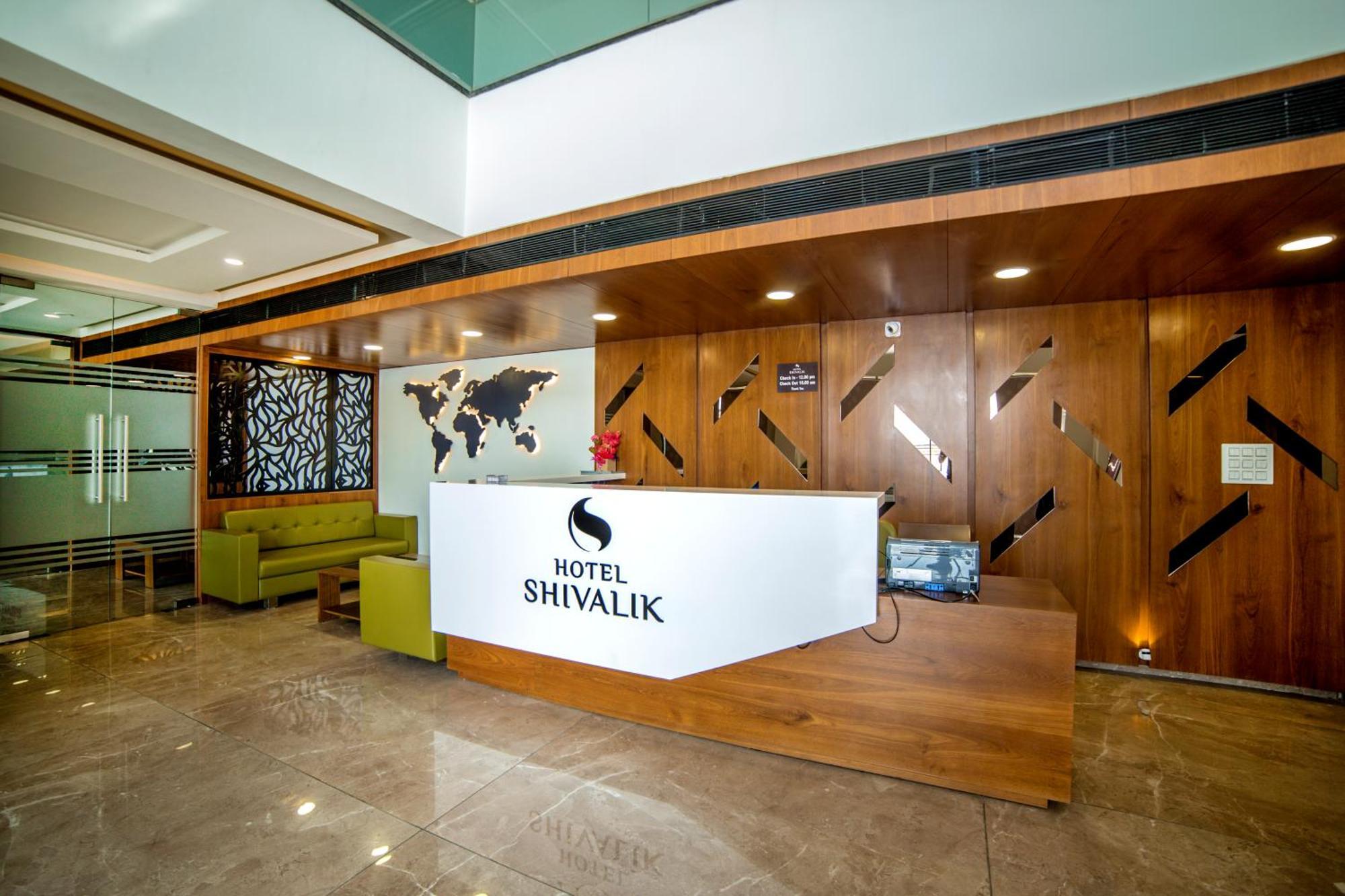 Hotel Shivalik - Mehsana Mahesana Kültér fotó